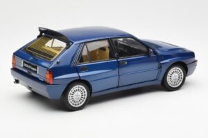 Lancia Delta HF Integrale Evo II Blau Kyosho 1:18 08341BL Metall — Bild 3 von 8