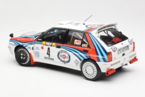 Lancia Delta HF Integrale Evo Martini #4 D. Auriol / B. Occelli Winner Rally Monte Carlo 1992 Kyosho 1:18 08348A Metall — Bild 7 von 8