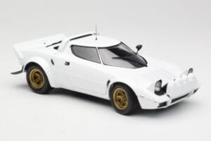 Lancia Stratos HF Stradale Weiß Minichamps 1:18 155741700 Metall — Bild 4 von 6