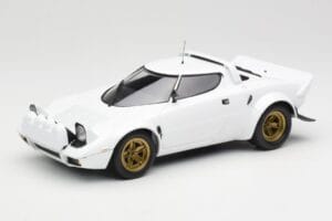 Lancia Stratos HF Stradale Weiß Minichamps 1:18 155741700 Metall