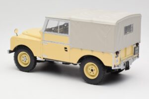 Land Rover 88 Series 1 Hard Top Hellbeige MCG 1:18 MCG18368 Metall — Bild 4 von 6
