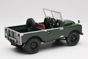 Land Rover 88 Series 1 Open Top Dunkelgrün MCG 1:18 MCG18367 Metall — Bild 3 von 6