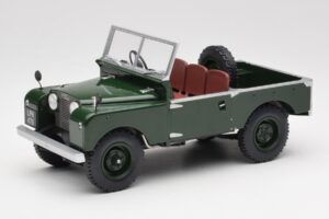 Land Rover 88 Series 1 Open Top Dunkelgrün MCG 1:18 MCG18367 Metall