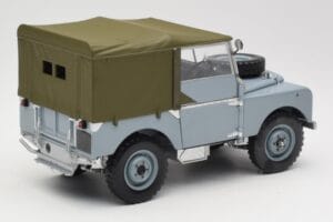 Land Rover 88 Series I Grau Minichamps 1:18 150168904 Metall — Bild 3 von 8