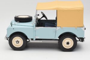 Land Rover 88 Series I RAF Blue Minichamps 1:18 150168908 Metall — Bild 4 von 8