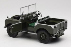 Land Rover 88 Series I Matt Green Minichamps 1:18 150168909 Metall — Bild 5 von 8