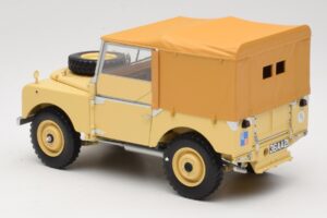 Land Rover 88 Series I RAF Beige Minichamps 1:18 150168911 Metall — Bild 7 von 8