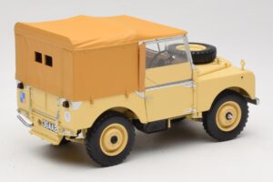Land Rover 88 Series I RAF Beige Minichamps 1:18 150168911 Metall — Bild 3 von 8
