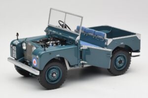 Land Rover 88 Series I Hellblau Minichamps 1:18 150168907 Metall — Bild 2 von 8