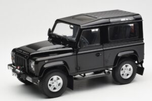 Land Rover Defender 90 Santorini Schwarz Metallic Kyosho 1:18 08901BK Metall