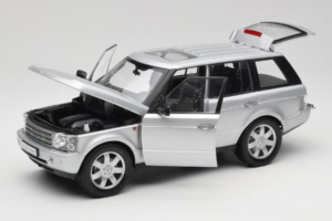 Land Rover Range Rover L322 Silber Welly 1:18 12536W Metall — Bild 2 von 8