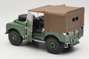 Land Rover Series 1 88 Grün Minichamps 1:18 150168912 Metall — Bild 5 von 8