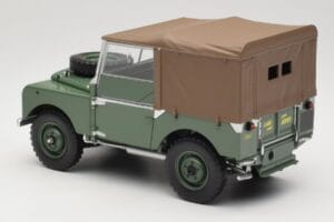 Land Rover Series 1 88 Grün Minichamps 1:18 150168912 Metall — Bild 7 von 8