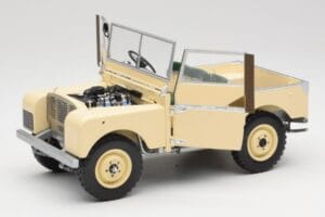 Land Rover Series I 88 Sand Beige Matt Minichamps 1:18 150168905 Metall — Bild 2 von 8