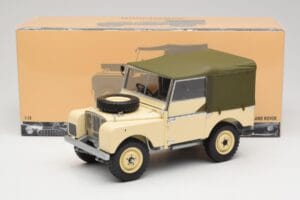 Land Rover Series I 88 Sand Beige Matt Minichamps 1:18 150168905 Metall — Bild 8 von 8