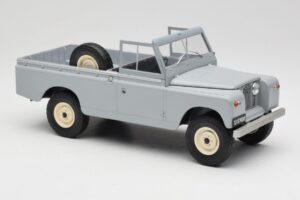 Land Rover Series II 109 Pickup Grau MCG 1:18 MCG18092 Metall — Bild 4 von 6