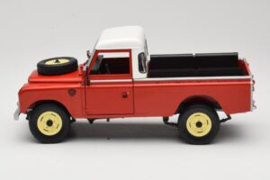 Land Rover Series I 109 Pickup Rot Eagle Collectibles 1:18 440500 Metall — Bild 4 von 8