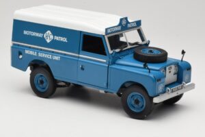 Land Rover Series III 109 Soft Top Motorway Patrol Blau Eagles Race 1:18 4403 Metall — Bild 6 von 8