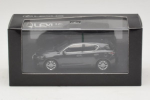 Lexus CT200h Grey Metallic Minichamps 1:43 LEXUS001 Metall — Bild 5 von 5