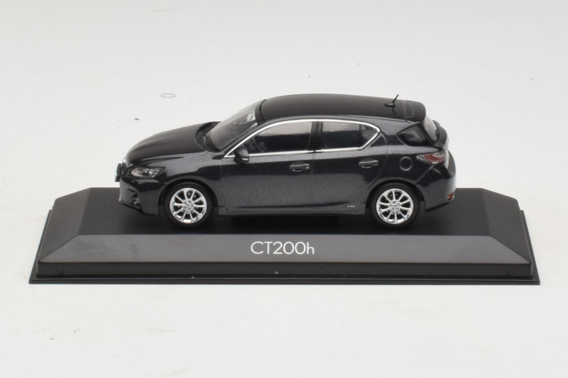 Lexus CT200h Grey Metallic Minichamps 1:43 LEXUS001 Metall