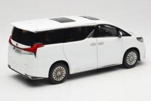 Lexus LM300h White Pearl Kyosho 1:18 08963WP Metall — Bild 3 von 8