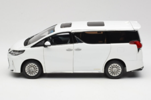 Lexus LM300h White Pearl Kyosho 1:18 08963WP Metall — Bild 4 von 8