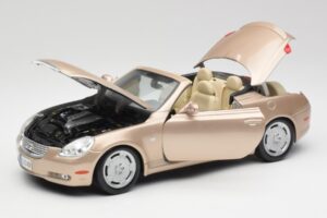 Lexus SC430 Beige Maisto 1:18 31629 Metall — Bild 2 von 8