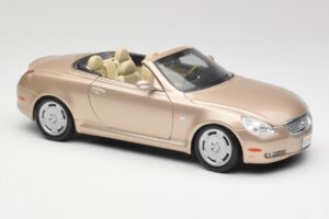 Lexus SC430 Beige Maisto 1:18 31629 Metall — Bild 6 von 8