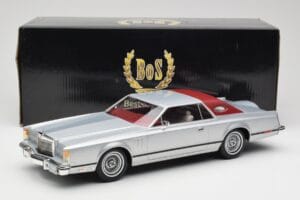 Lincoln Continental Mark V Coupe Silber BoS Models 1:18 BOS084 Resin — Bild 6 von 6