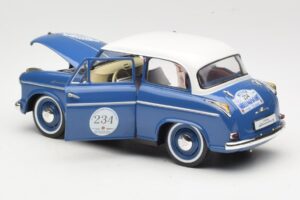 Lloyd Alexander TS #234 Blau Revell 1:18 08463 Metall — Bild 5 von 8