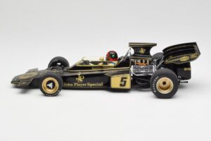 Lotus 72D #5 E. Fittipaldi John Player Special GP Spain 1972 MCG 1:18 MCG18610F Metall — Bild 5 von 6