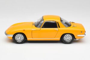 Lotus Elan S/E Racing Gelb AUTOart 1:18 75352 Metall — Bild 4 von 8