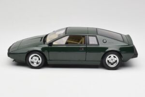 Lotus Esprit S1 Grün AUTOart 1:18 75302 Metall — Bild 4 von 8