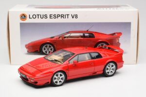 Lotus Esprit V8 Rot AUTOart 1:18 75311 Metall — Bild 8 von 8