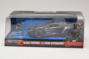 Lykan HyperSport Black Panther Mit Figur Metals Diecast 1:24 99723 Metall