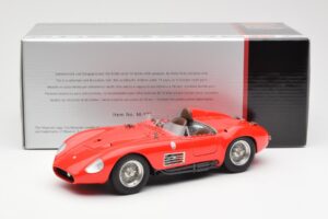 Maserati 300S Rot CMC 1:18 M-105 Metall — Bild 6 von 6