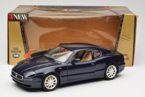 Maserati 3200 GT Schwarz Bburago 1:18 3371 Metall — Bild 8 von 8