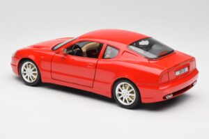 Maserati 3200 GT Rot Bburago 1:18 3341 Metall — Bild 7 von 8