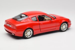 Maserati 3200 GT Rot Sonderkollektion Bburago 1:18 30071 Metall — Bild 3 von 8