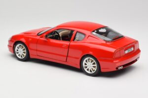 Maserati 3200 GT Rot Sonderkollektion Bburago 1:18 30071 Metall — Bild 7 von 8