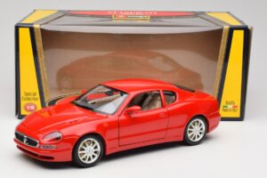 Maserati 3200 GT Rot Sonderkollektion Bburago 1:18 30071 Metall — Bild 8 von 8