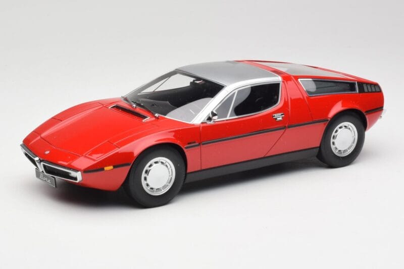 Maserati Bora Rot & Silber Minichamps 1:18 107123721 Resin
