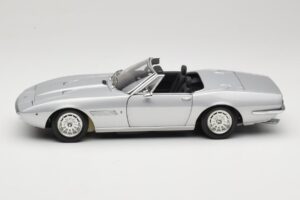 Maserati Ghibli Spyder Silber Minichamps 1:18 100122330 Metall — Bild 4 von 7