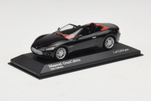 Maserati GranCabrio Schwarz Metallic Minichamps 1:43 400123930 Metall — Bild 2 von 5