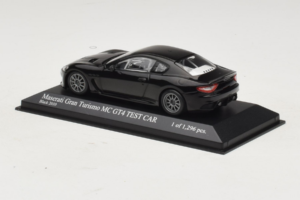 Maserati GranTurismo MC GT4 Schwarz Minichamps 1:43 400101202 Metall — Bild 3 von 4