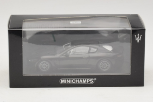 Maserati GranTurismo MC GT4 Schwarz Minichamps 1:43 400101202 Metall — Bild 4 von 4