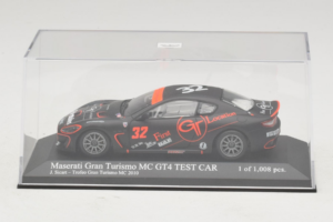 Maserati GranTurismo MC GT4 #32 J. Sicart Maserati MC 2010 Minichamps 1:43 400101232 Metall — Bild 4 von 5