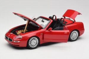 Maserati GT Spyder Rot Bburago 1:18 34097 Metall — Bild 2 von 8