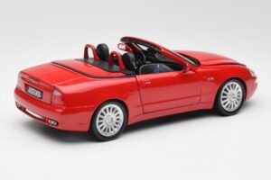 Maserati GT Spyder Rot Bburago 1:18 34097 Metall — Bild 3 von 8