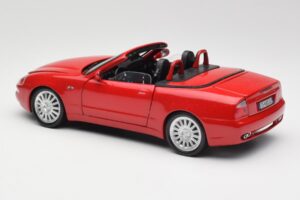 Maserati GT Spyder Rot Bburago 1:18 34097 Metall — Bild 5 von 8